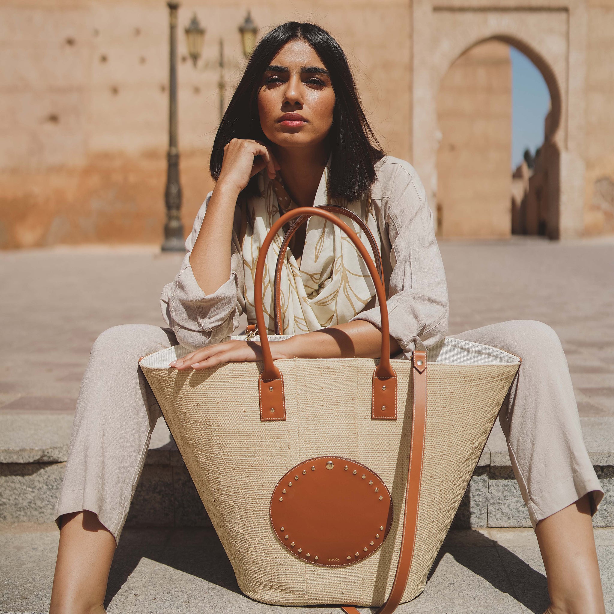 LAMIA - Raffia Basket Bag | Tan